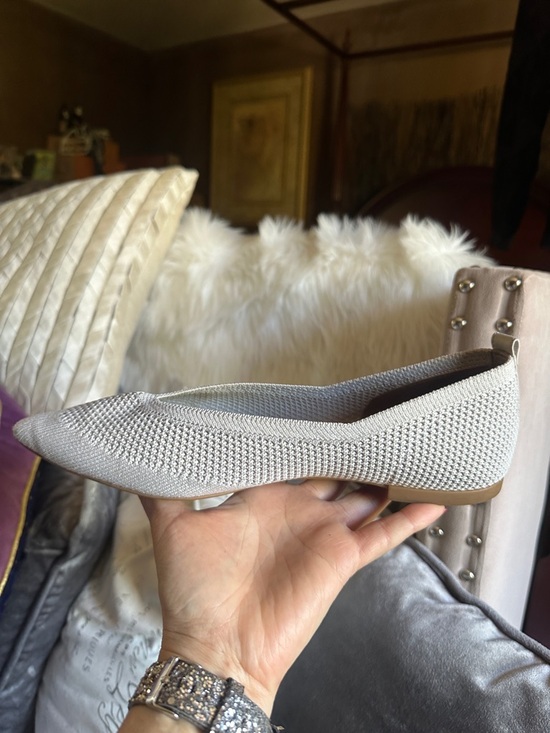Everlane Shoes - Everlane light gray Pointed Knit Ballet Flats